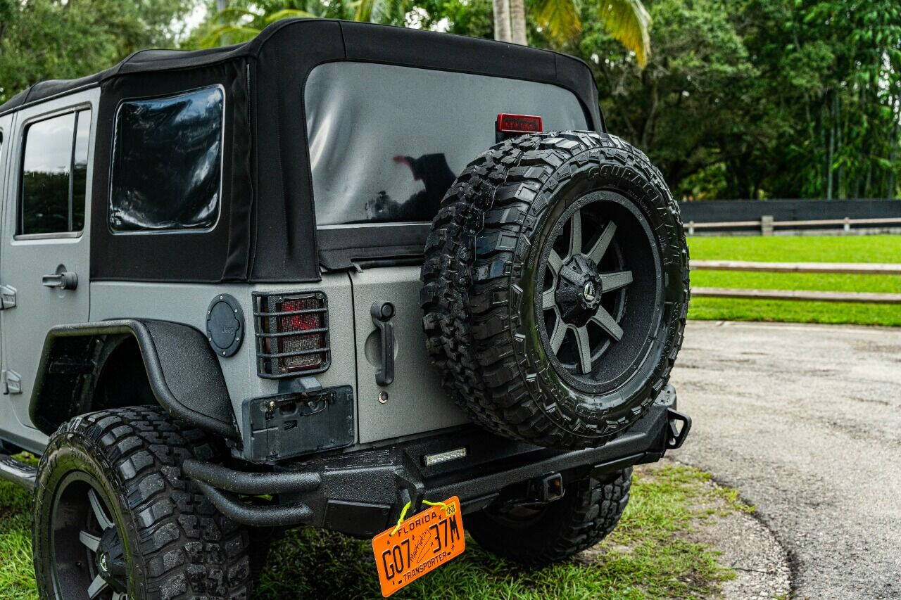 2015 JEEP Wrangler SUV / Crossover - $29,999