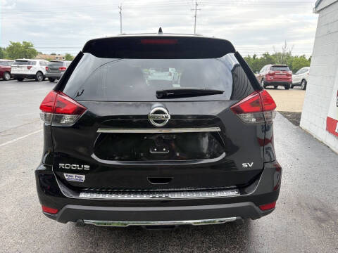 2017 Nissan Rogue SV