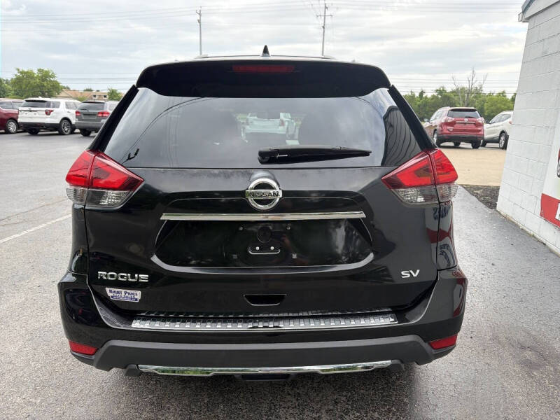 2017 Nissan Rogue SV