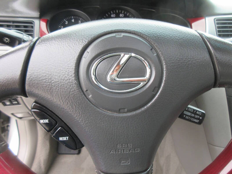 2004 Lexus ES 330