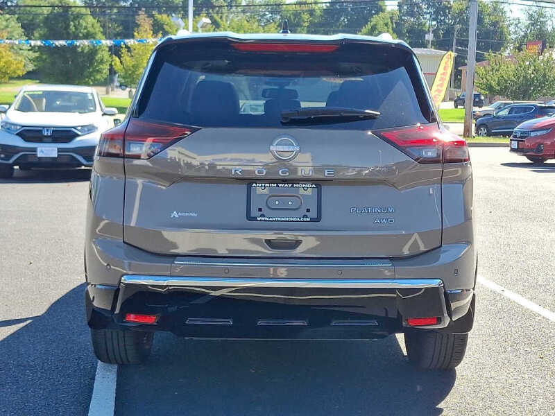 2024 Nissan Rogue Platinum