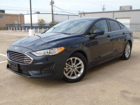 2020 Ford Fusion for sale at Avenue Auto Group in Dallas TX