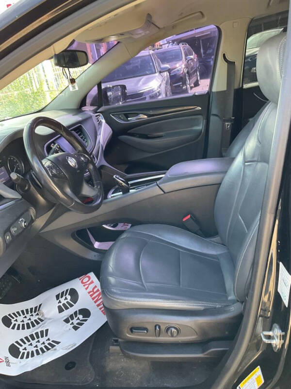 2020 Buick Enclave Essence