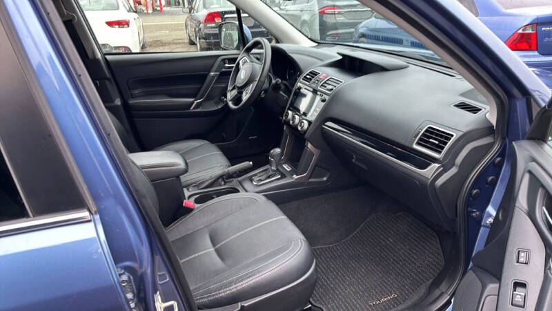 2017 Subaru Forester 2.0XT Touring