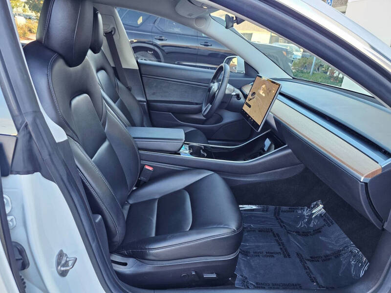 2019 Tesla Model 3 Long Range