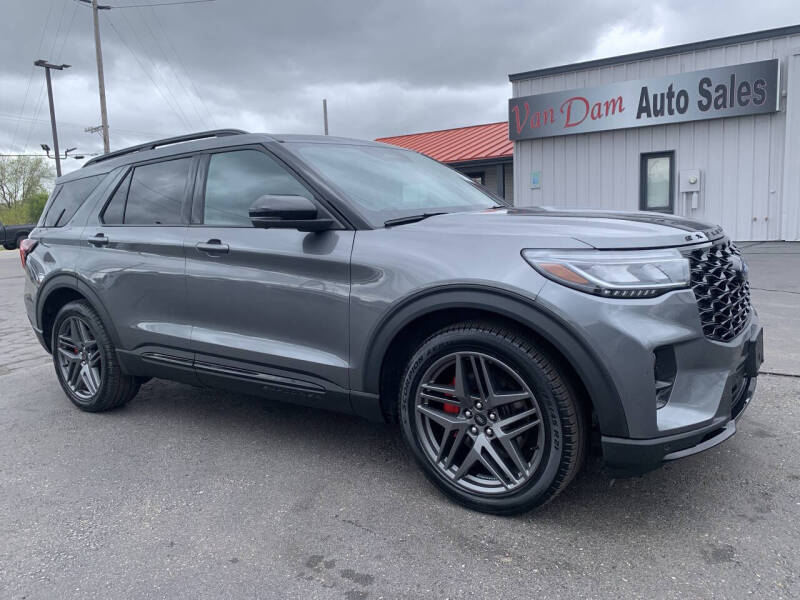 2025 Ford Explorer ST