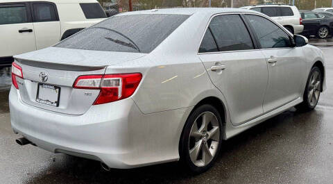 2014 Toyota Camry SE V6