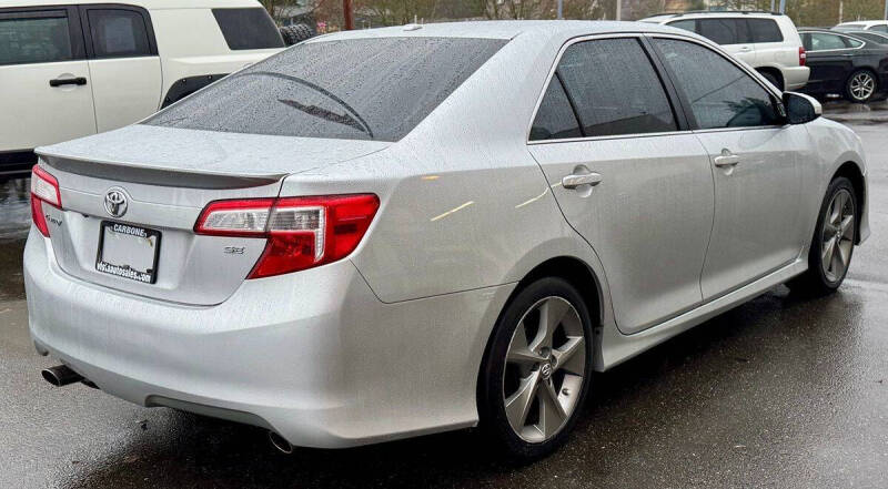2014 Toyota Camry SE V6