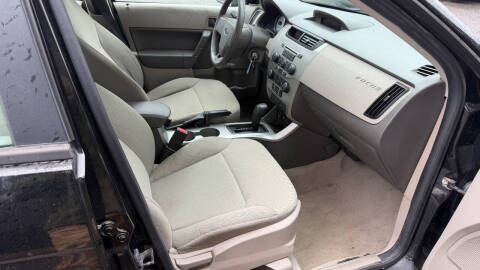 2011 Ford Focus S