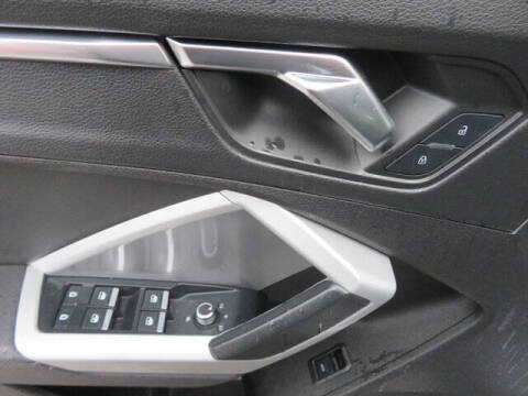 2021 Audi Q3 quattro Premium 40 TFSI