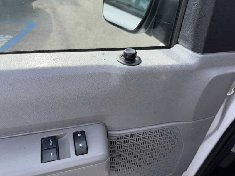 2013 Ford E-Series E-150