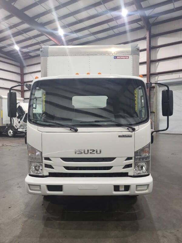 2019 Isuzu NPR-HD