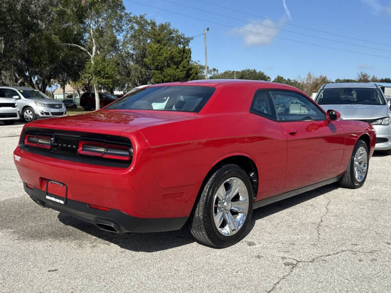 2015 Dodge Challenger SXT