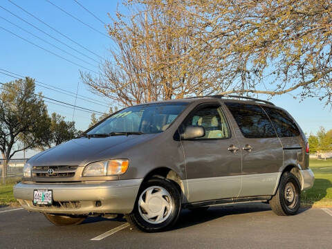 sienna mini van for sale