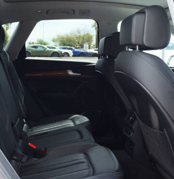 2022 Audi Q5 quattro S line Prem Plus 45 TFSI