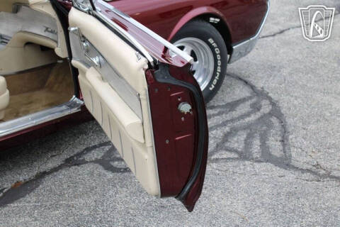 1962 Ford Thunderbird