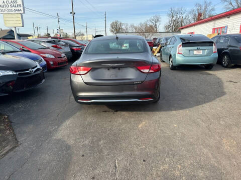 2017 Chrysler 200 Limited
