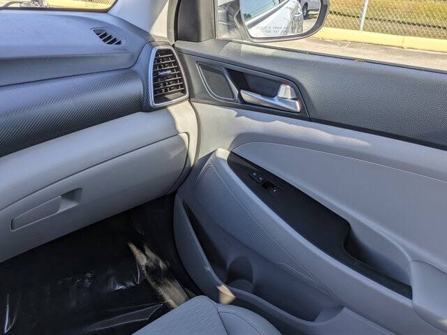 2021 Hyundai Tucson SE