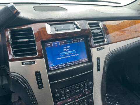 2014 Cadillac Escalade Platinum