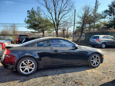2004 Infiniti G35 for sale at M & M Auto Brokers in Chantilly VA
