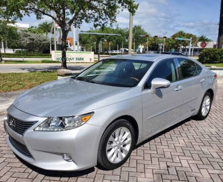 2013 Lexus ES 300h