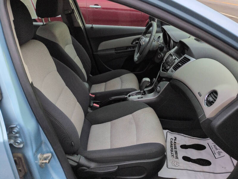 2012 Chevrolet Cruze LS