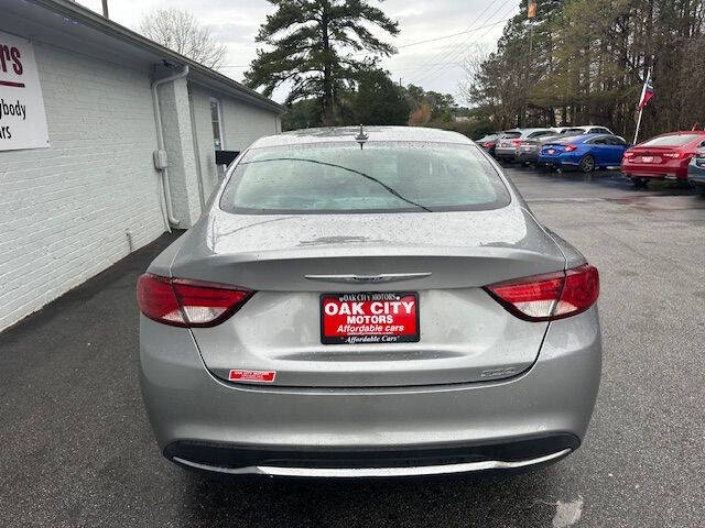 2016 Chrysler 200 Limited