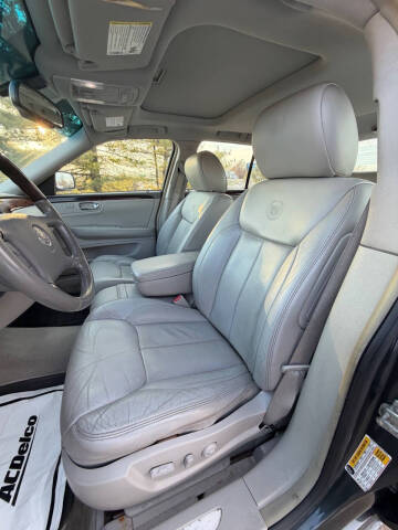 2009 Cadillac DTS Luxury 6-Passenger