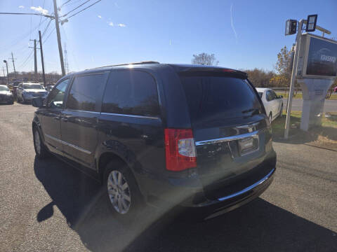 2014 Chrysler Town and Country Touring