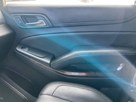 2015 Chevrolet Suburban LT