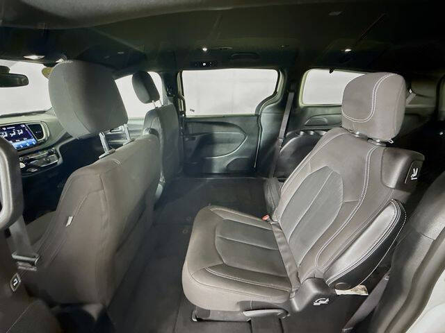 2021 Chrysler Pacifica Touring