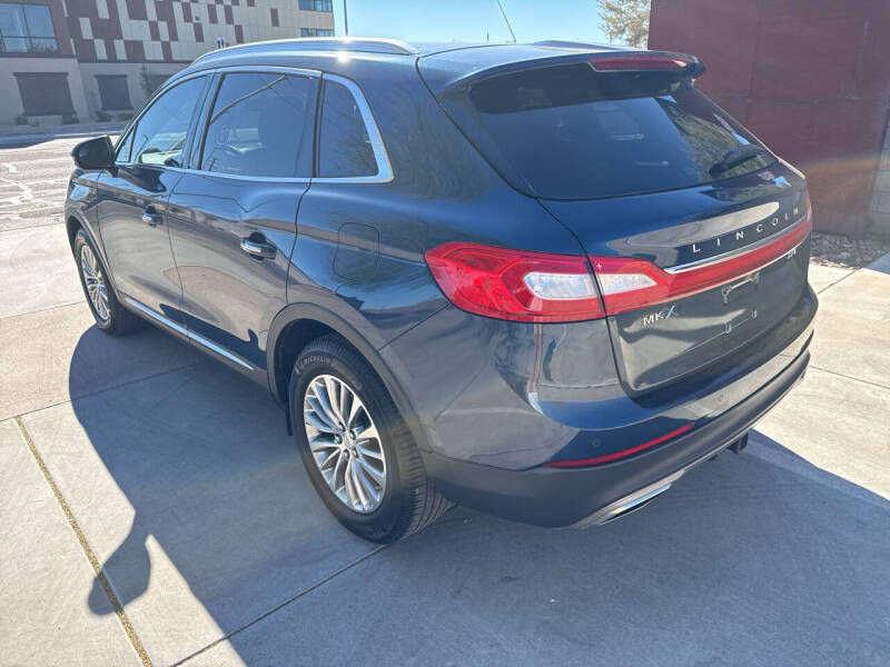 2017 Lincoln MKX Select