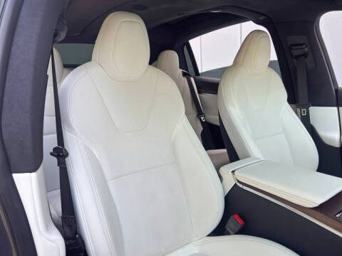 2022 Tesla Model X
