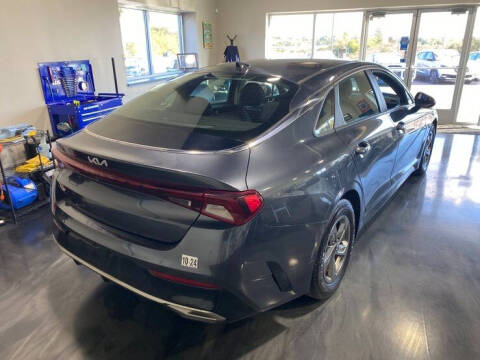 2022 Kia K5 LXS