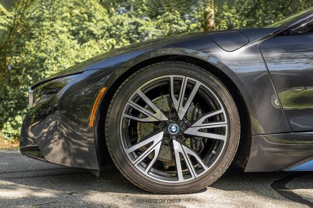 2015 BMW i8