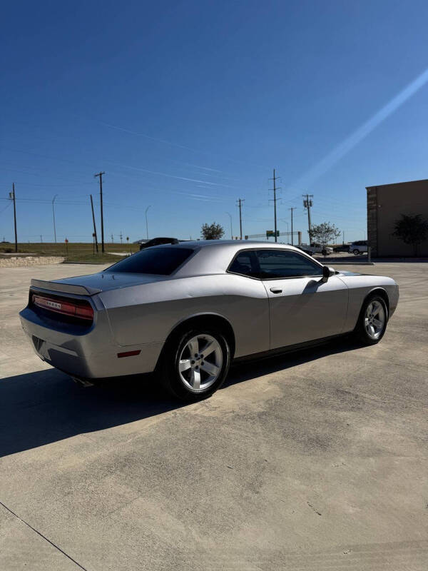 2013 Dodge Challenger SXT