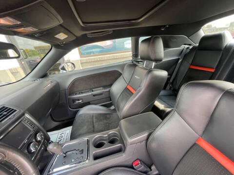 2008 Dodge Challenger SRT8