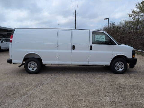 2026 Chevrolet Express 2500
