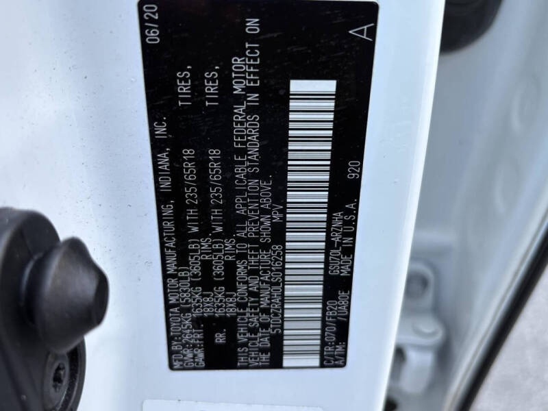 2020 Toyota Highlander L