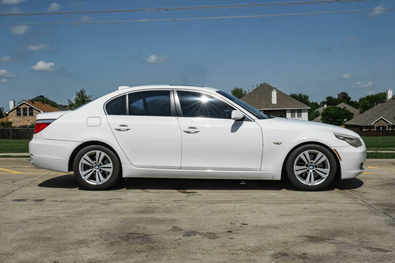 2010 BMW 5 Series 528i