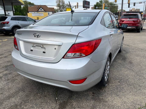 2015 Hyundai Accent GLS