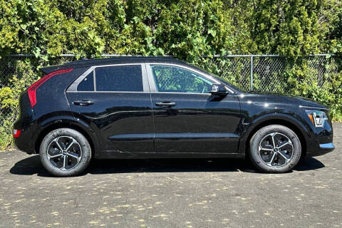 2025 Kia Niro SX