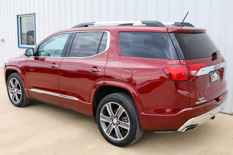 2017 GMC Acadia Denali