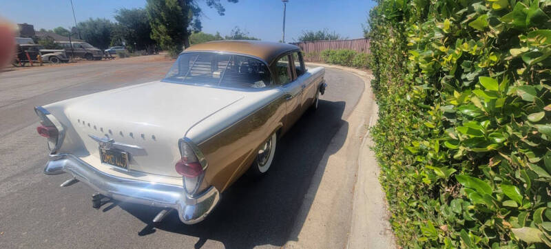 1957 Studebaker Commander