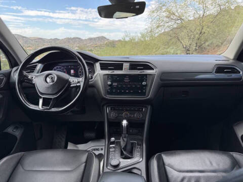 2018 Volkswagen Tiguan 2.0T SEL Premium 4Motion