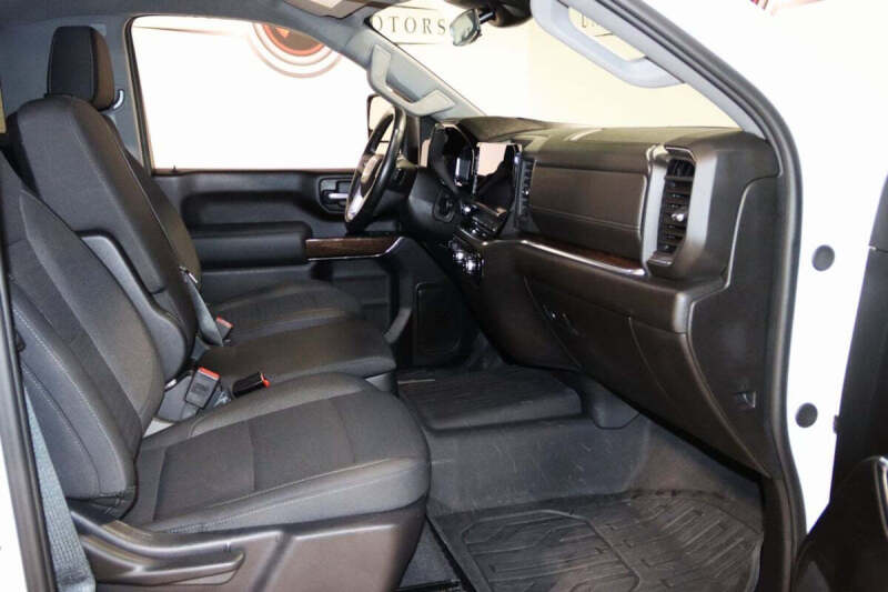 2025 GMC Sierra 2500HD SLE