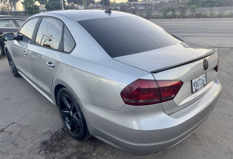 2014 Volkswagen Passat 1.8T Wolfsburg Edition PZEV