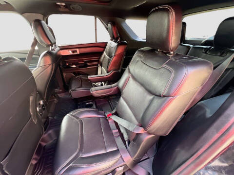 2021 Ford Explorer ST
