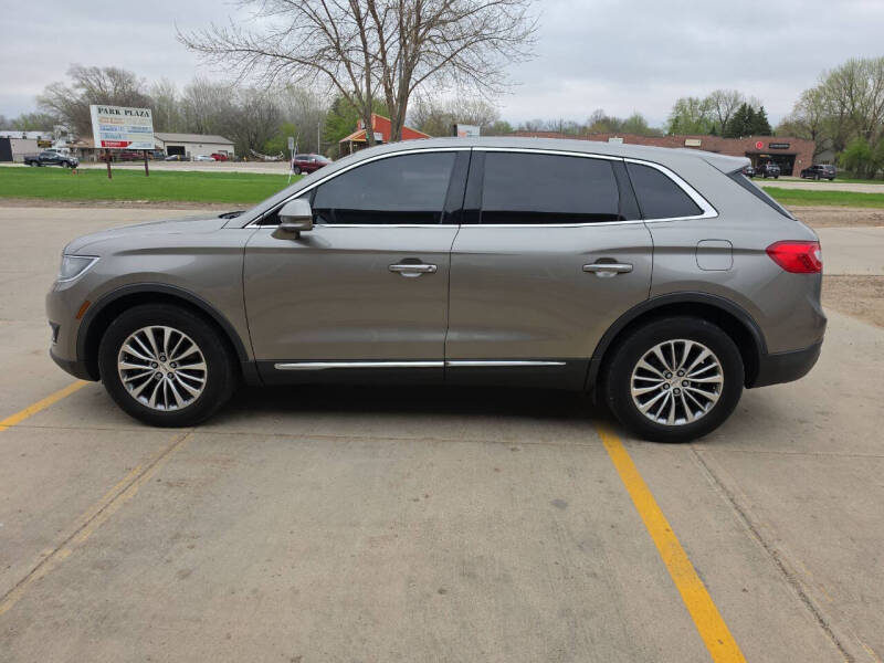 2016 Lincoln MKX Select