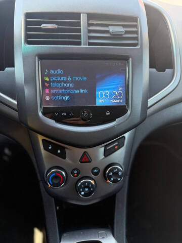 2016 Chevrolet Sonic LT Auto